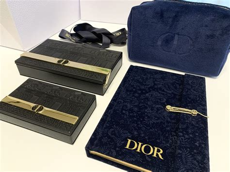 Dior10月の最新ノベルティ、ノートとポーチもらってきた！【 